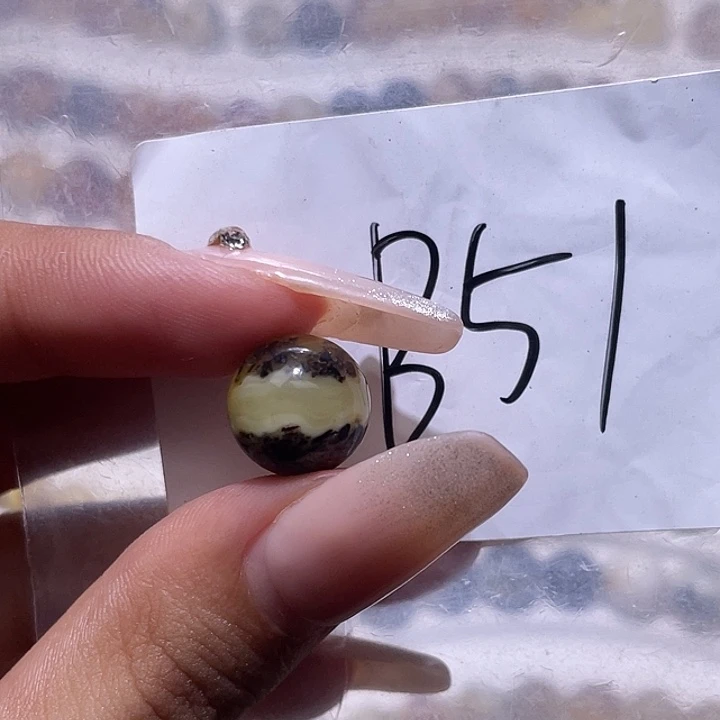裸石琥珀未镶嵌12福利