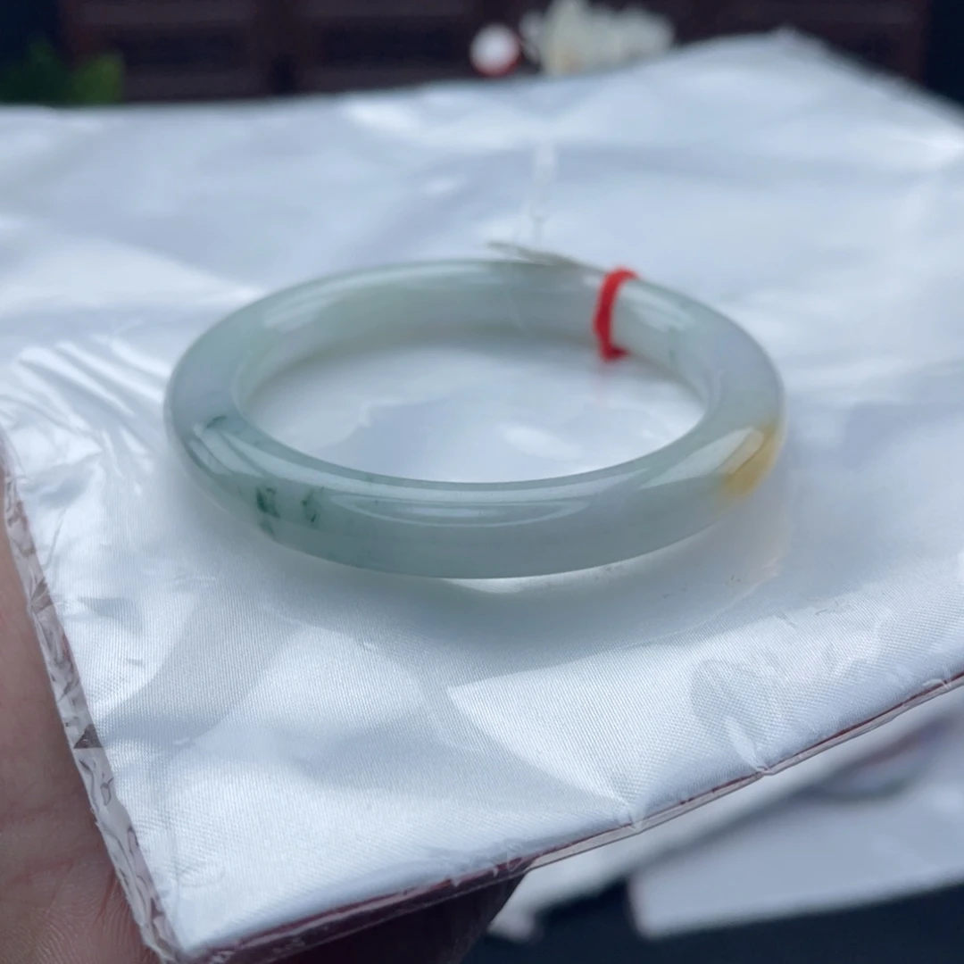 翡翠未镶嵌把件60圆条