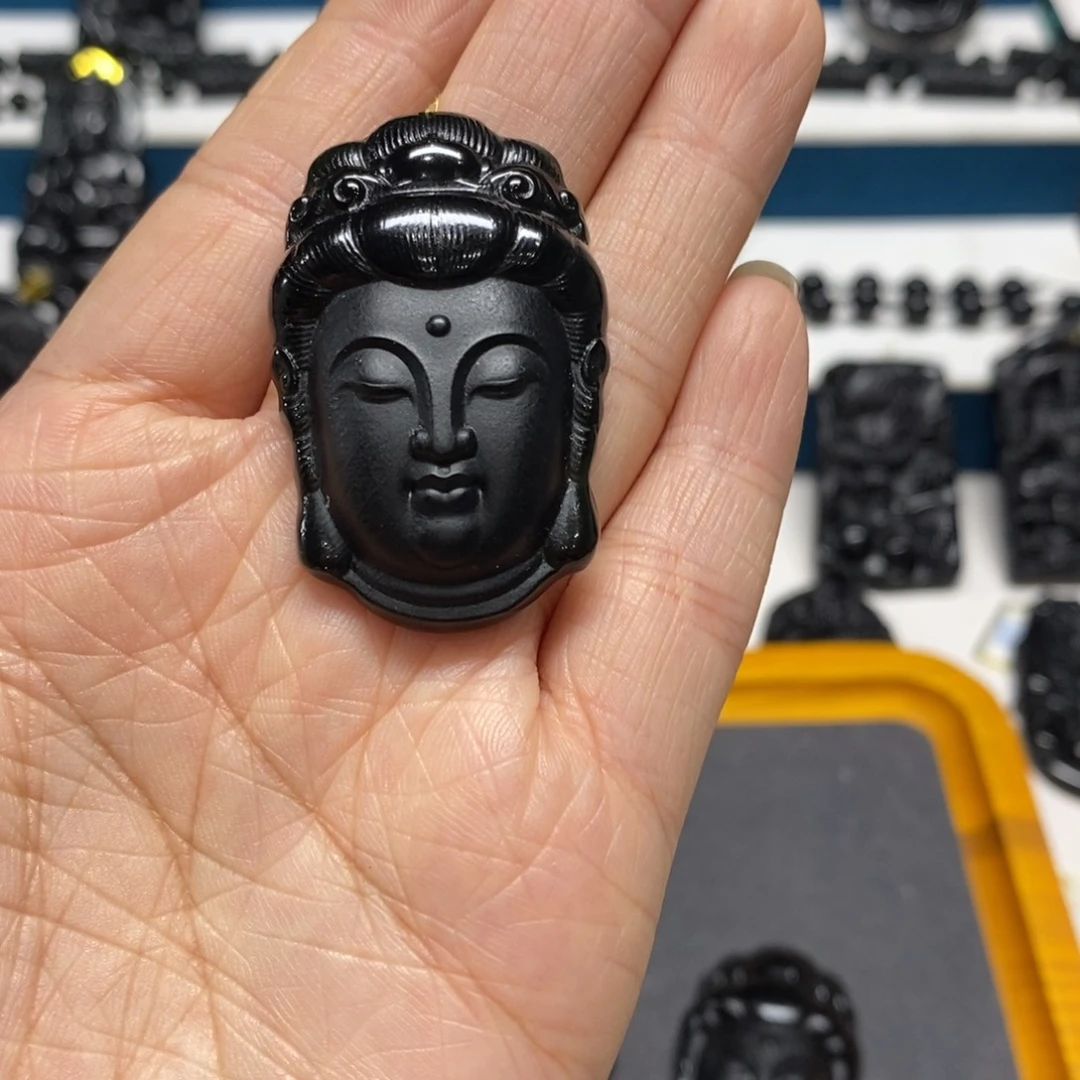 闲***人蛇纹石玉未镶嵌吊坠