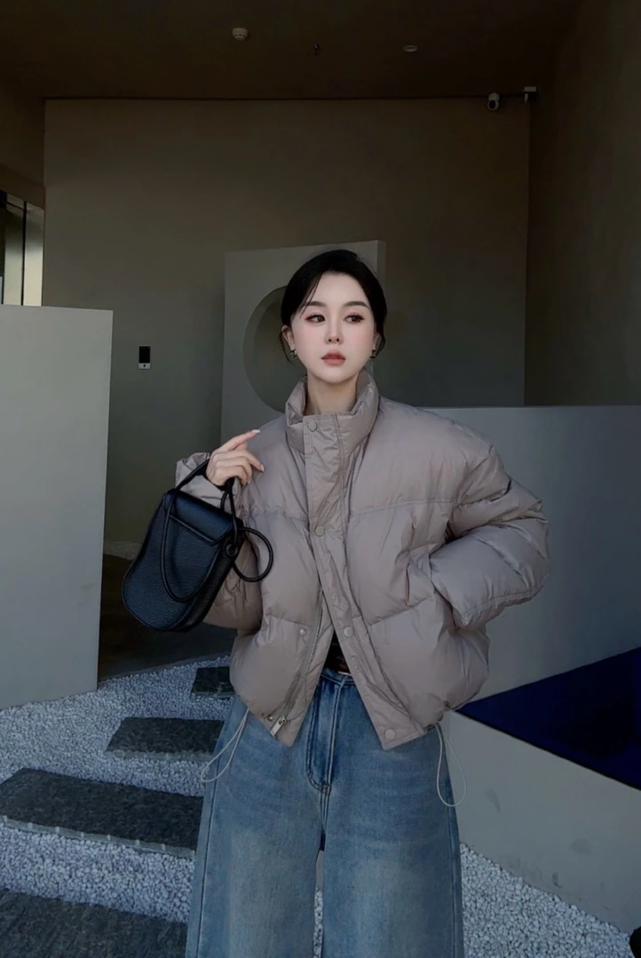 【慕斯奶霜】冬季新款高级感立领宽松加厚保暖白鸭绒短款羽绒服
