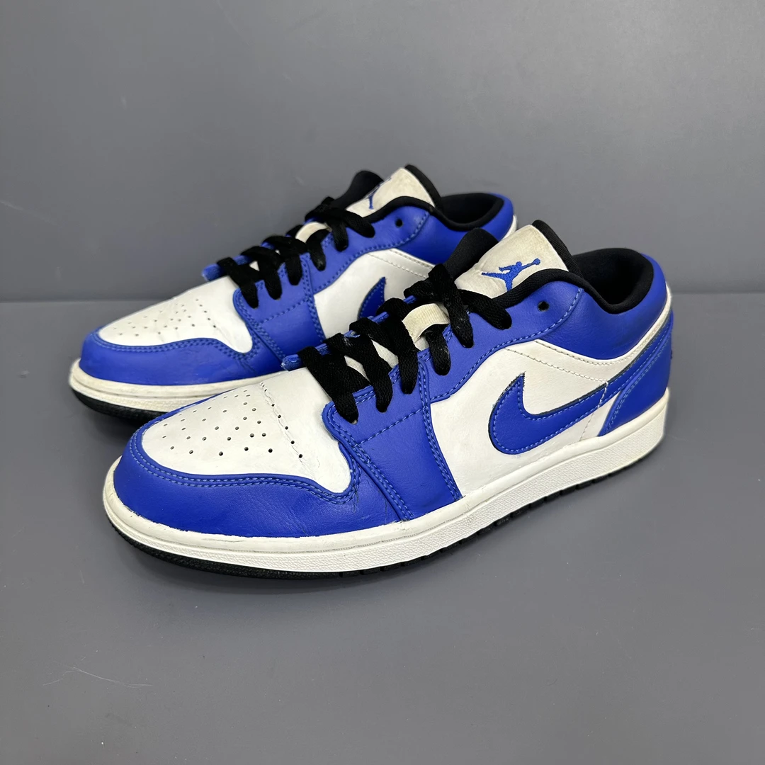 95新 MM6 41码 aj1小闪电low 休闲鞋 鞋面小裂痕 秒价