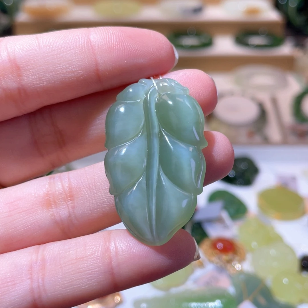 和田玉未镶嵌颈饰高品粉猫吊坠