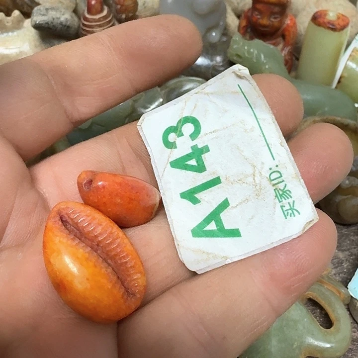 和田玉颈饰未镶嵌三*