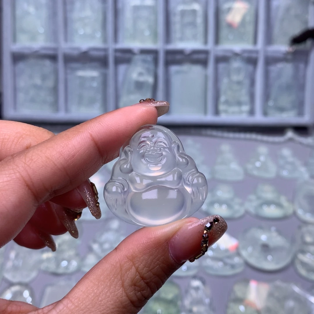 蛇纹石玉颈饰未镶嵌天**勤