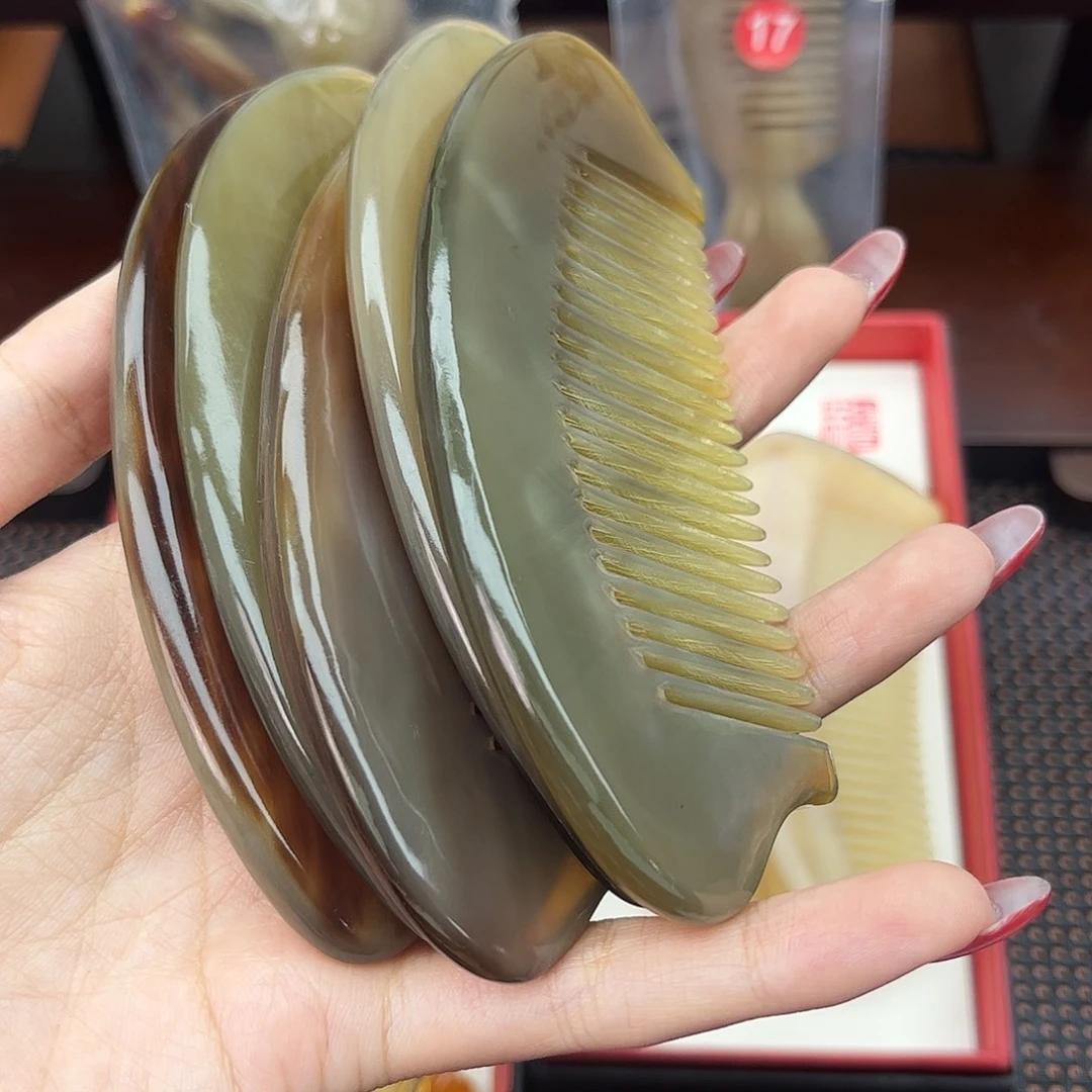 纯手工制作纯牛角梳子