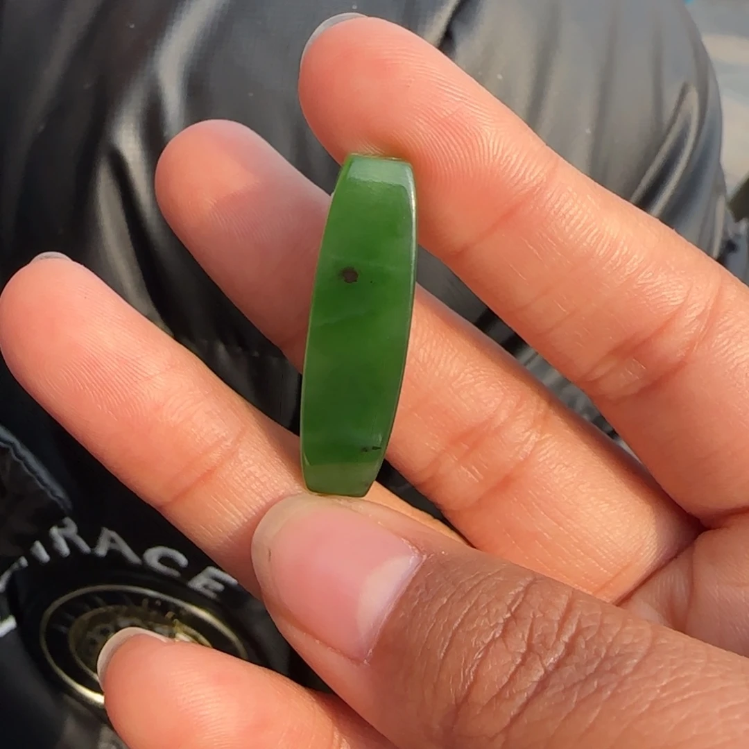 和田玉颈饰未镶嵌范**饭