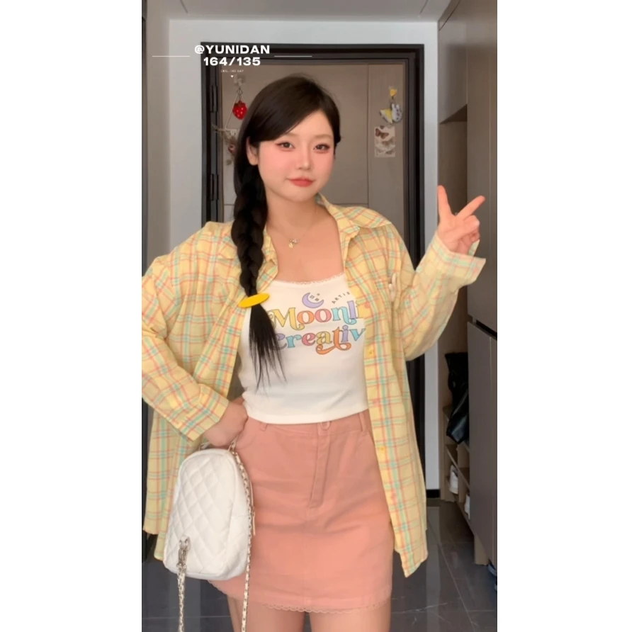 芋泥弹【维尼蜜罐】大码女装微胖妹妹元气减龄印花吊带格纹衬衫套装