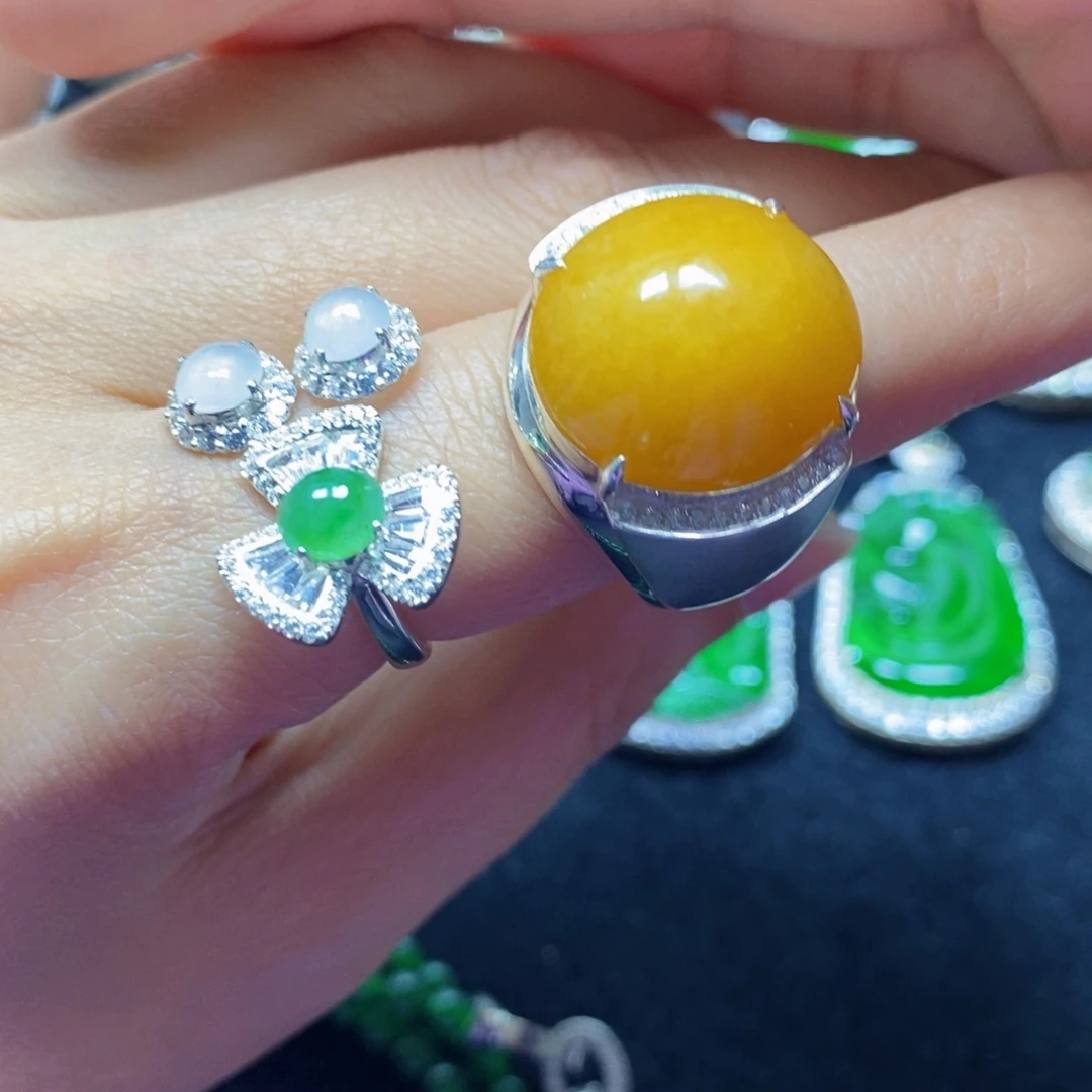 翡翠戒指银S925镶嵌铭**槟天然翡翠