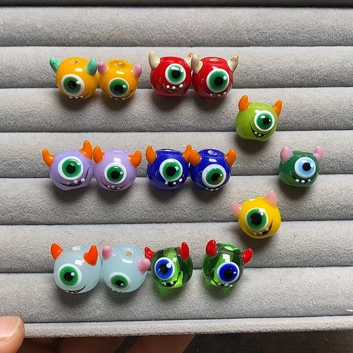 琉璃颈饰随机两颗059