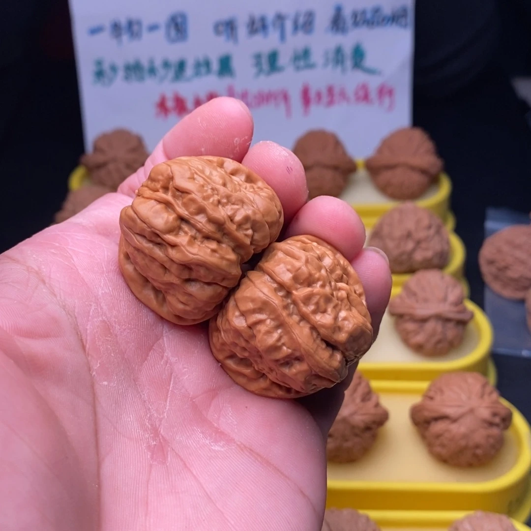 吊坠桃核蛤蟆头尺寸36