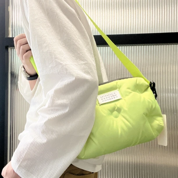 95新 其他 【龙】03 0444 Margiela马吉拉 荧光绿单肩斜挎包