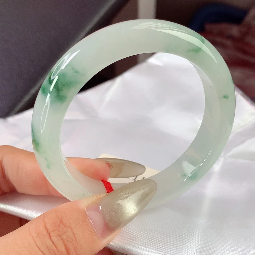 【闪购商品】翡翠手镯未镶嵌a 24051114