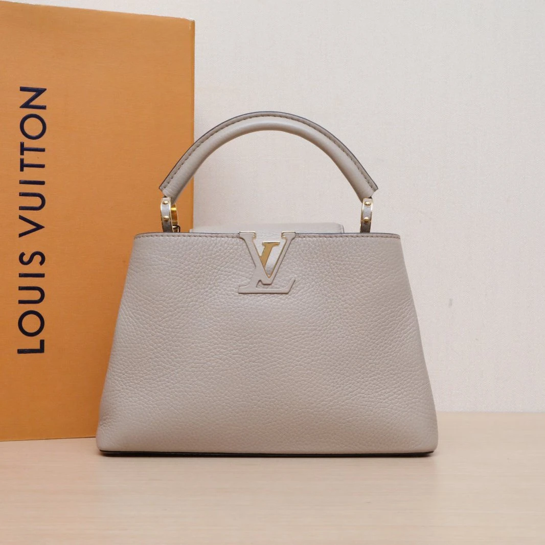 95新 LouisVuitton/路易威登 小花双双 Cap BB 灰色 皮革C 2014包