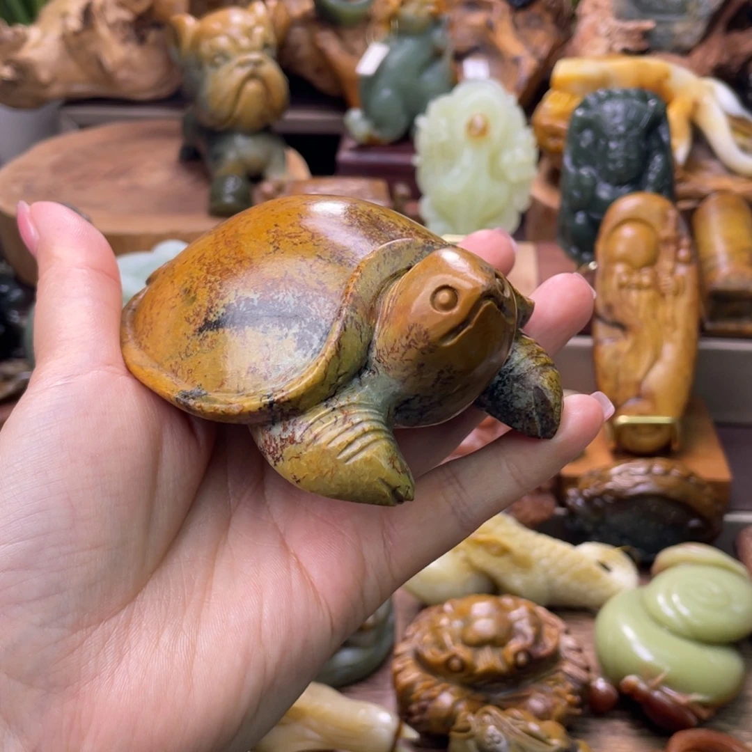 非***头岫岩河磨玉（透闪石质玉）未镶嵌把件