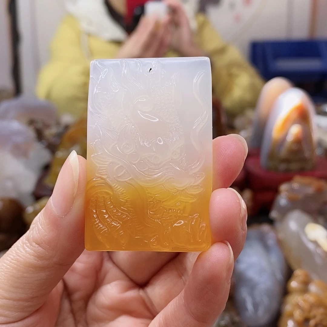 玛瑙/玉髓颈饰未镶嵌