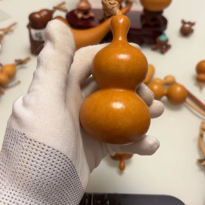 ****）天然手捻老皮葫芦