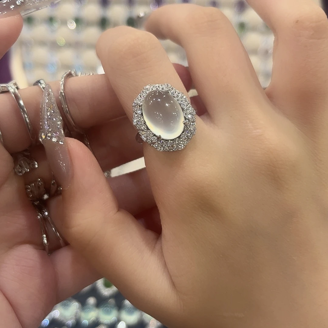 W****蛇纹石玉银S925镶嵌女款戒指