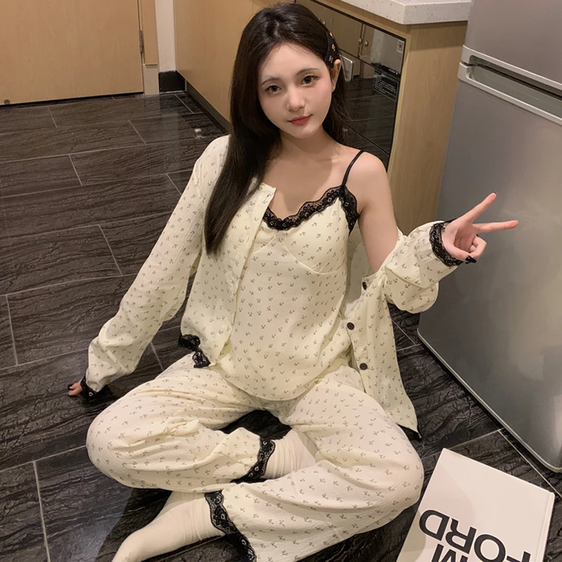 云朵棉睡衣女款春秋季性感吊带三件套带胸垫长袖甜美纯欲风家居服