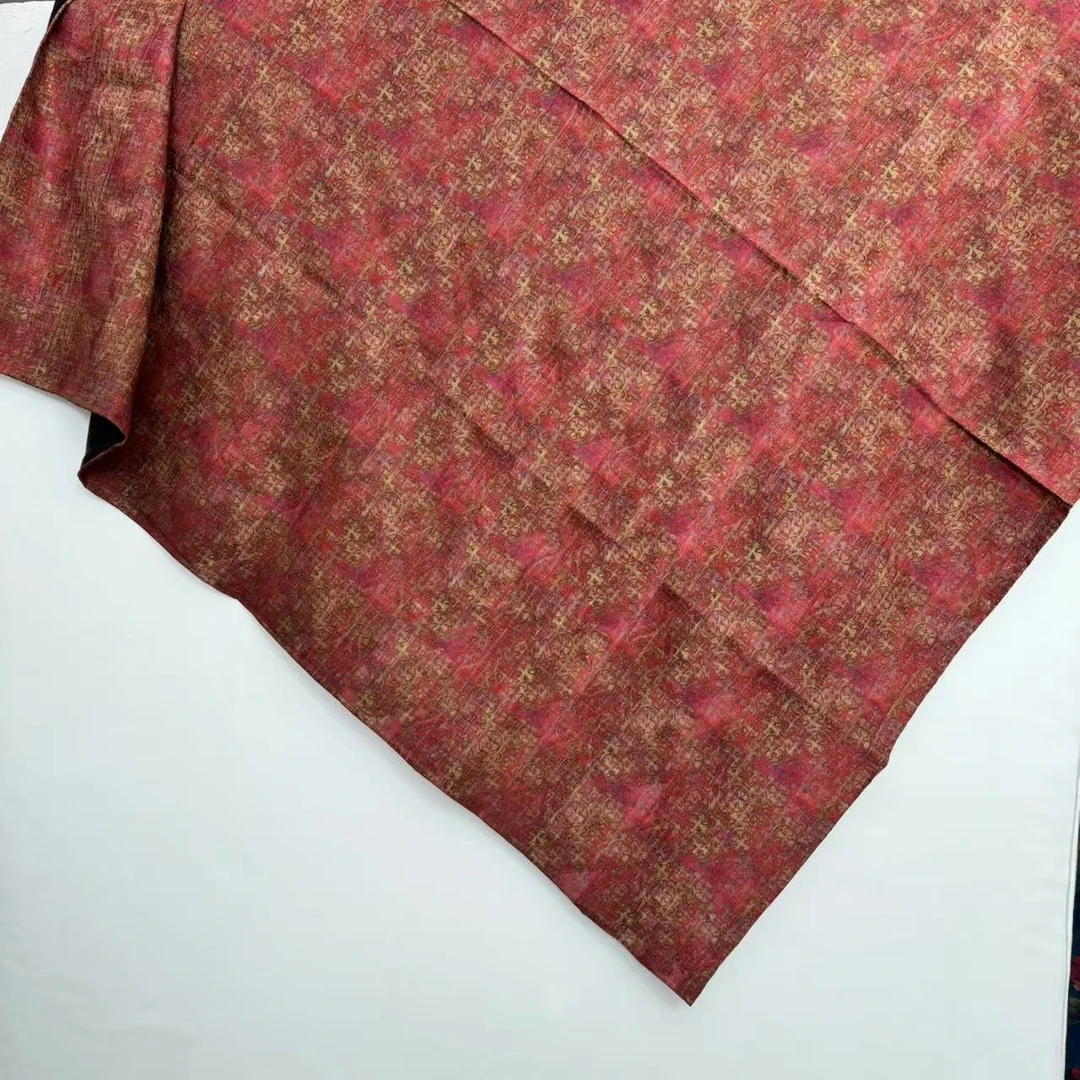 丝纡-鸿运万千  45姆米湖丝重锻绞萝香云纱桑蚕丝135*135围巾披肩