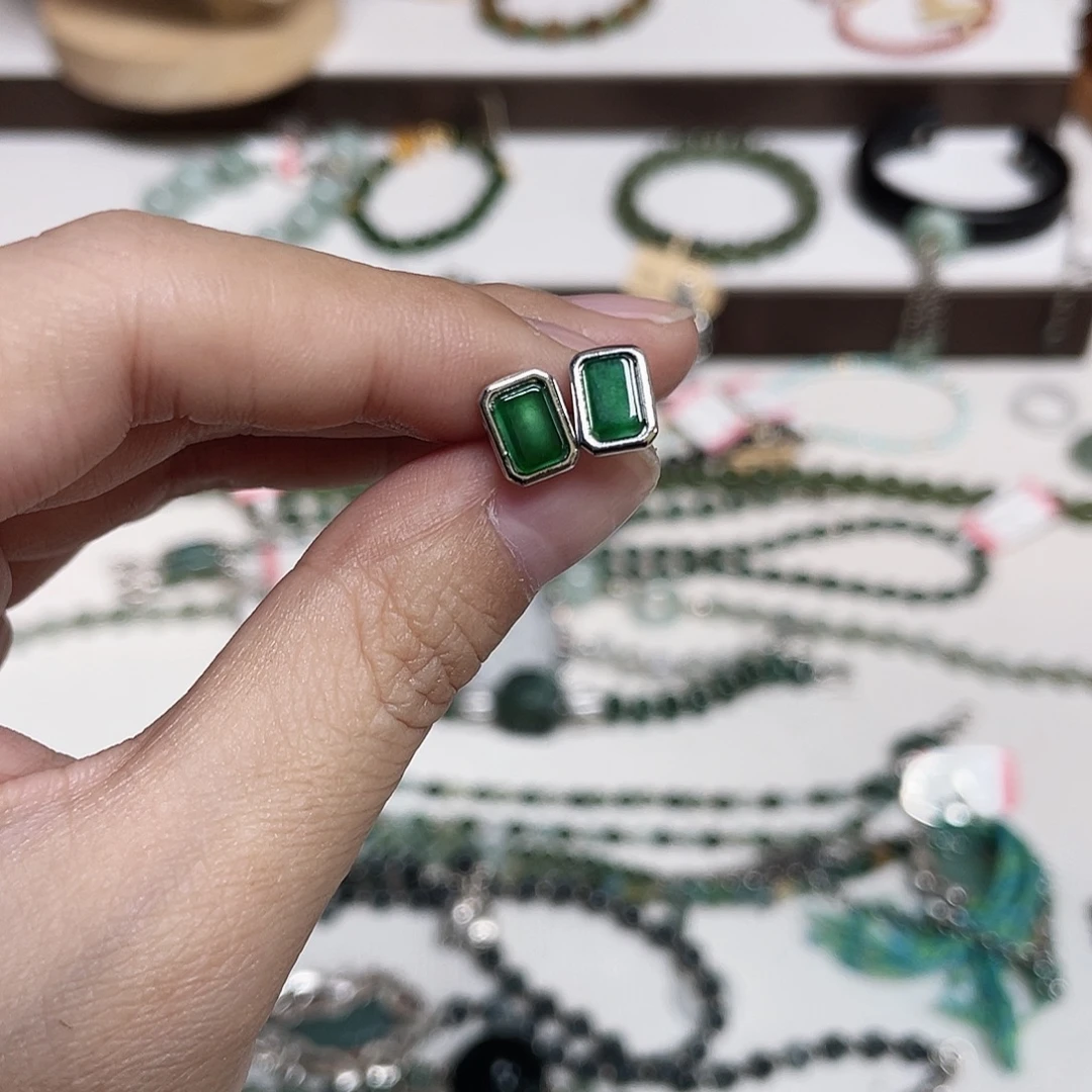 足银925银镶嵌耳钉