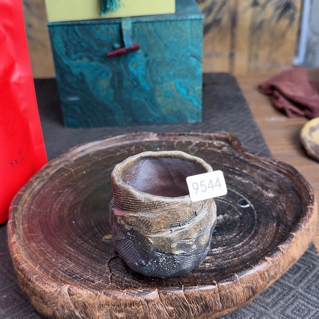 9544；hfvjvvjhcjjgjjj