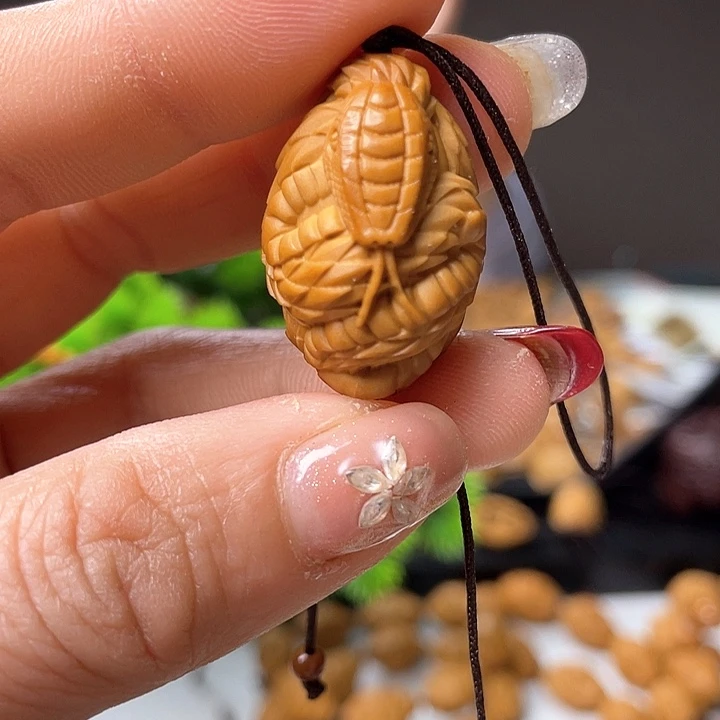 橄榄核吊坠橄榄核