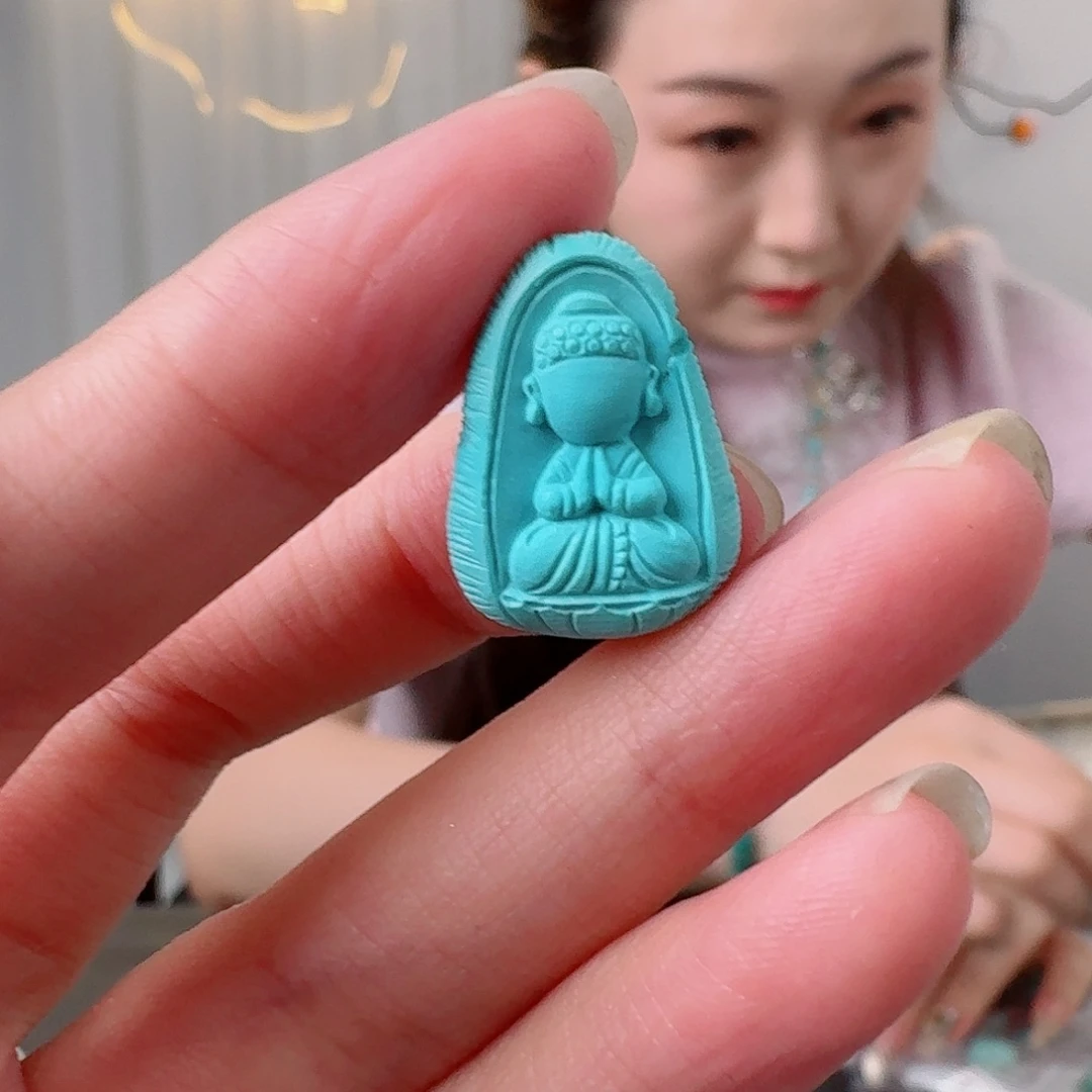 绿松石未镶嵌珠宝奇石