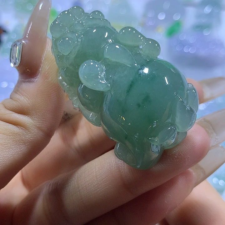 翡翠未镶嵌颈饰天然翡翠A货吊坠