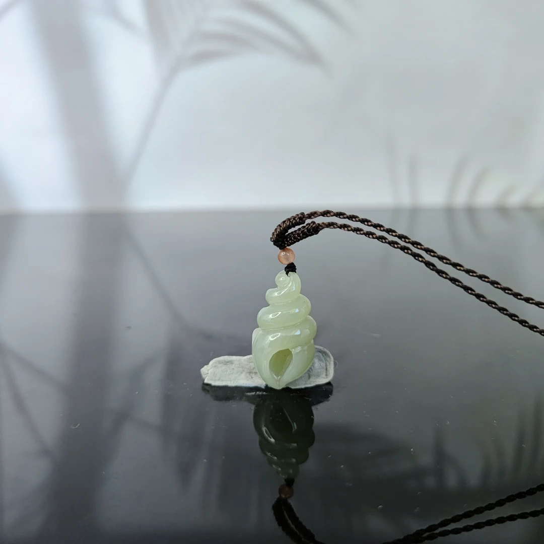 J和田玉海螺吊坠2542