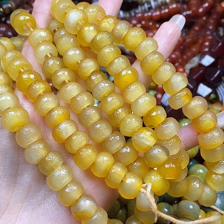 未镶嵌颈饰玛瑙/玉髓玉*