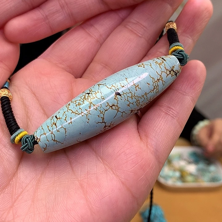 绿松石未镶嵌原矿