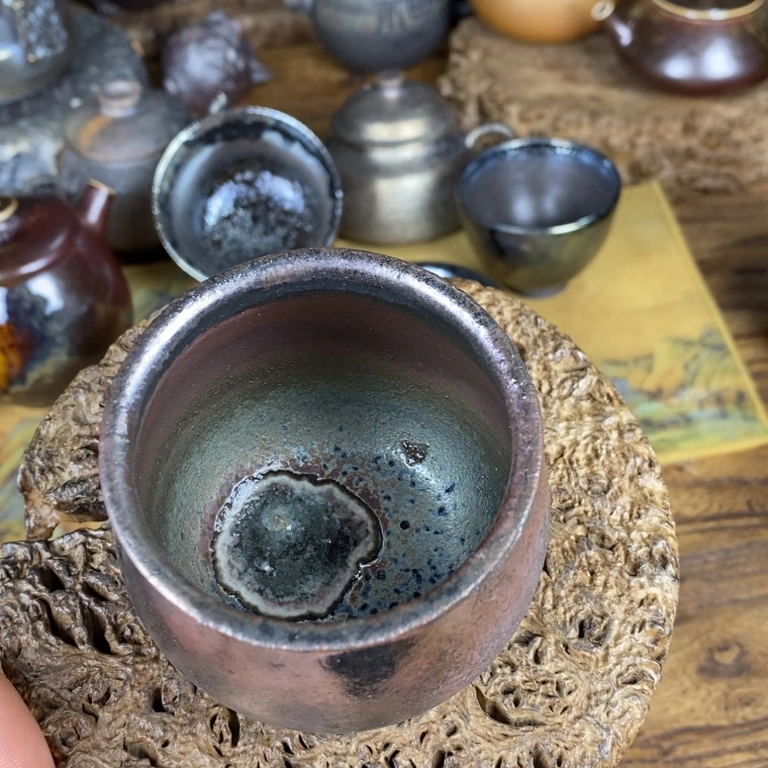 马***上大漏一只微瑕，建水紫陶柴烧茶器.77