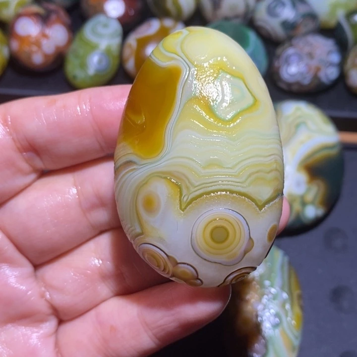 未镶嵌玛瑙/玉髓珠宝半成品68