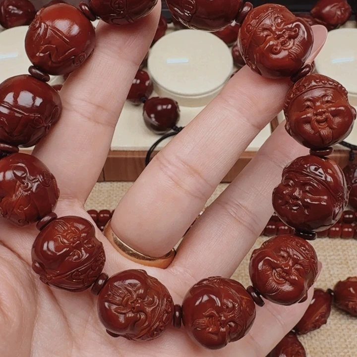 橄榄核地主老财头