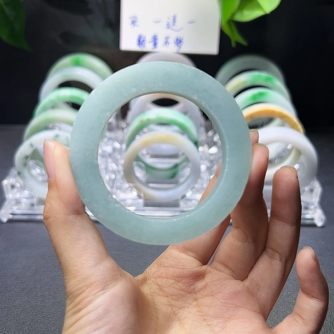 定制翡翠未镶嵌翡翠手镯翡翠手镯