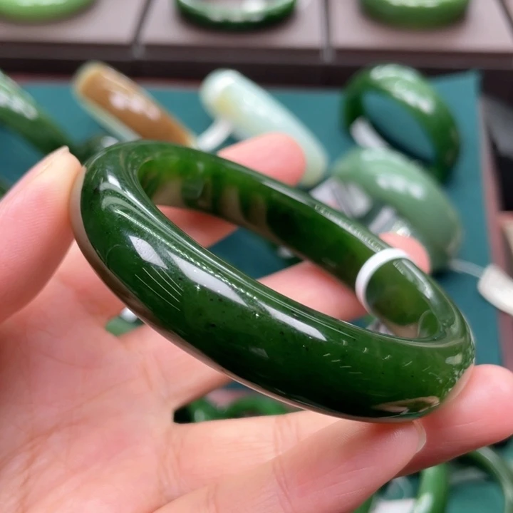 和田玉（碧玉）未镶嵌手镯5960