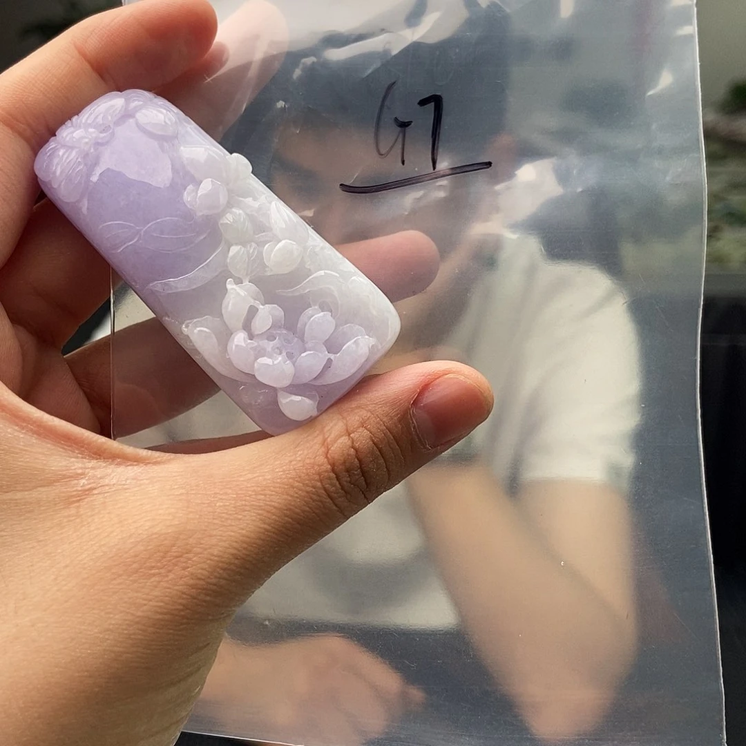 翡翠未镶嵌颈饰颜色多样性发拍一发一