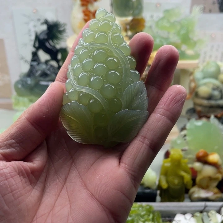 蛇纹石玉未镶嵌四大名玉手把