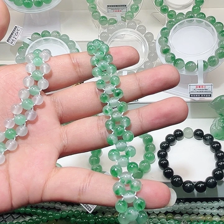 石英质玉手串未镶嵌阿****2