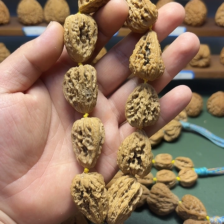 吊坠文玩核桃南疆