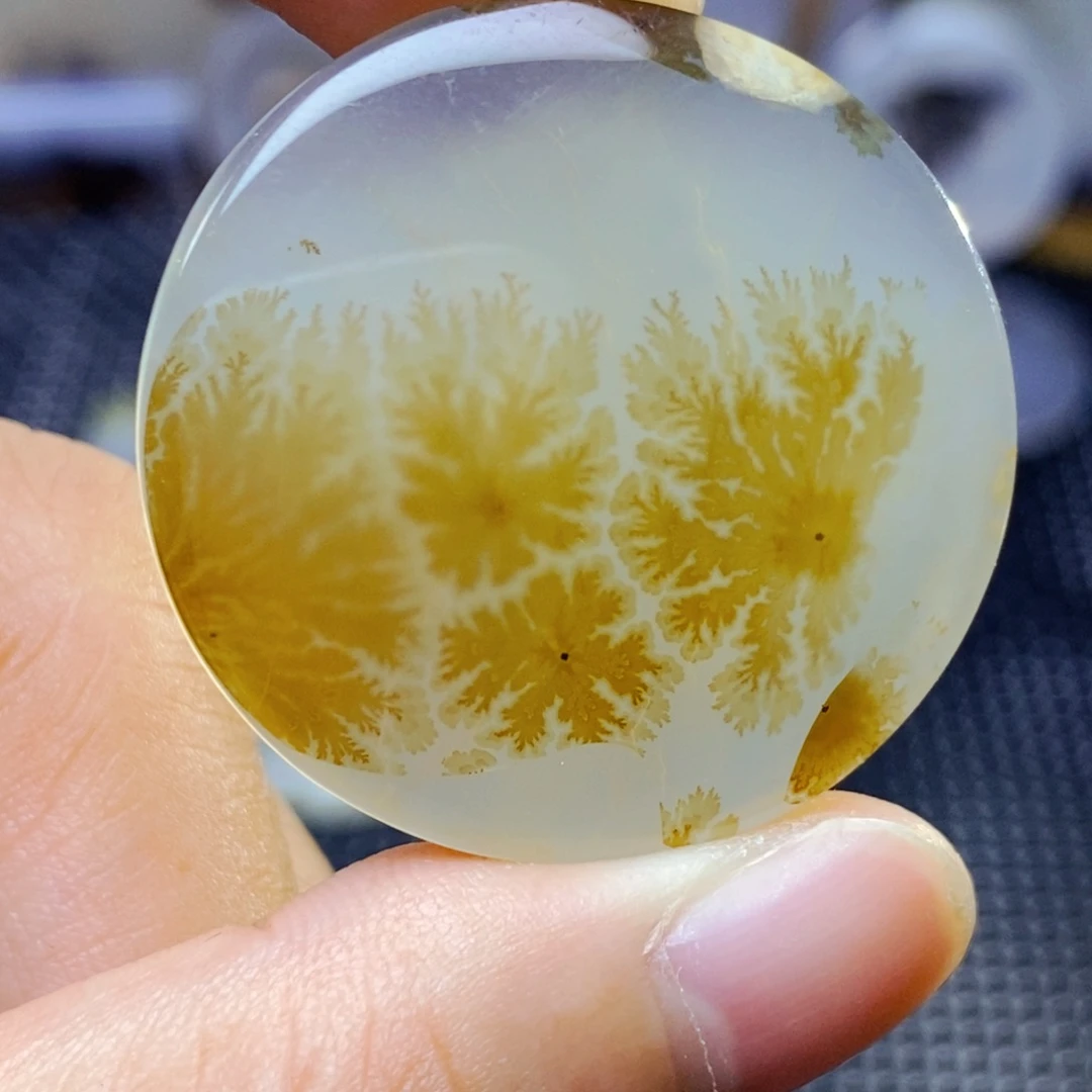 玛瑙/玉髓未镶嵌珠宝奇石