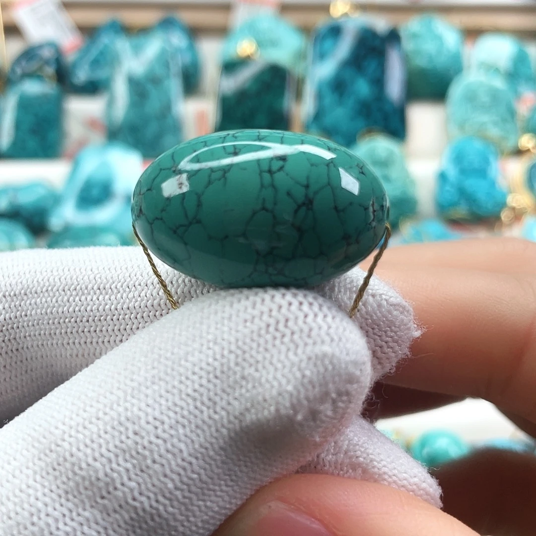 绿松石未镶嵌车挂