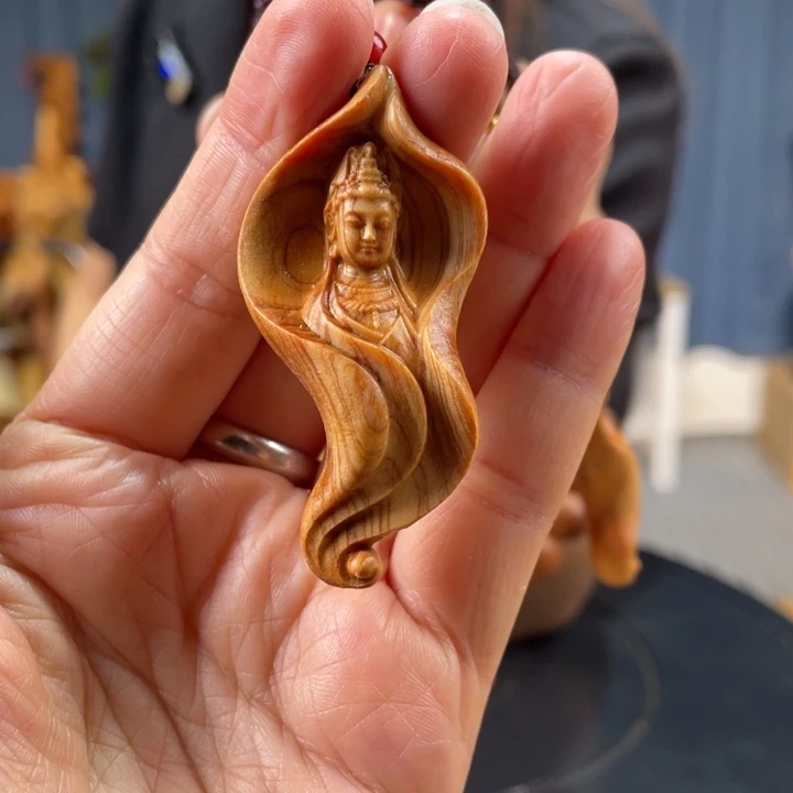 柏木（崖柏）手把件