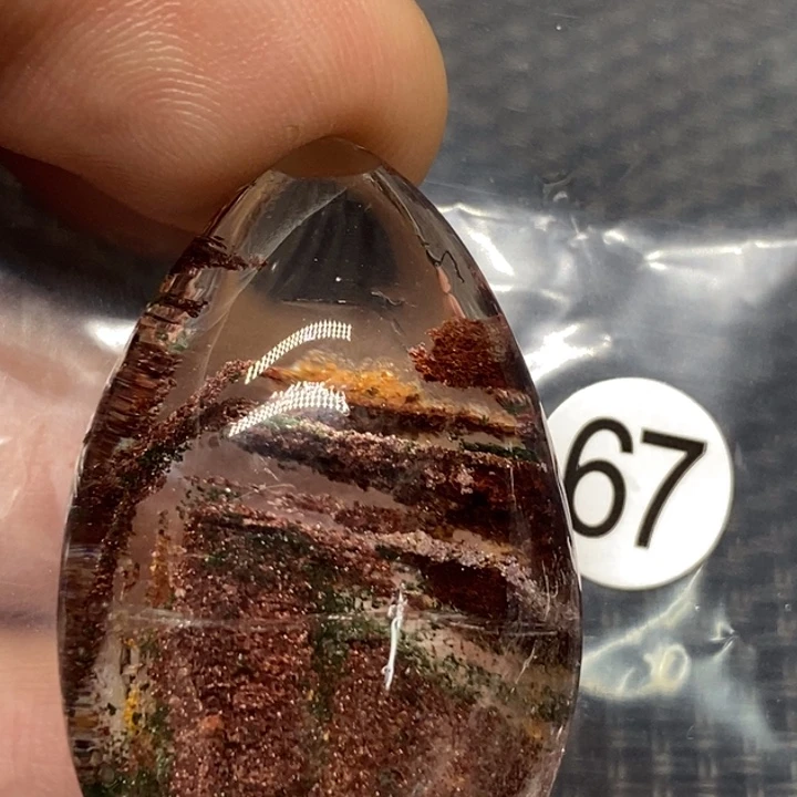小***希未镶嵌水晶颈饰水晶