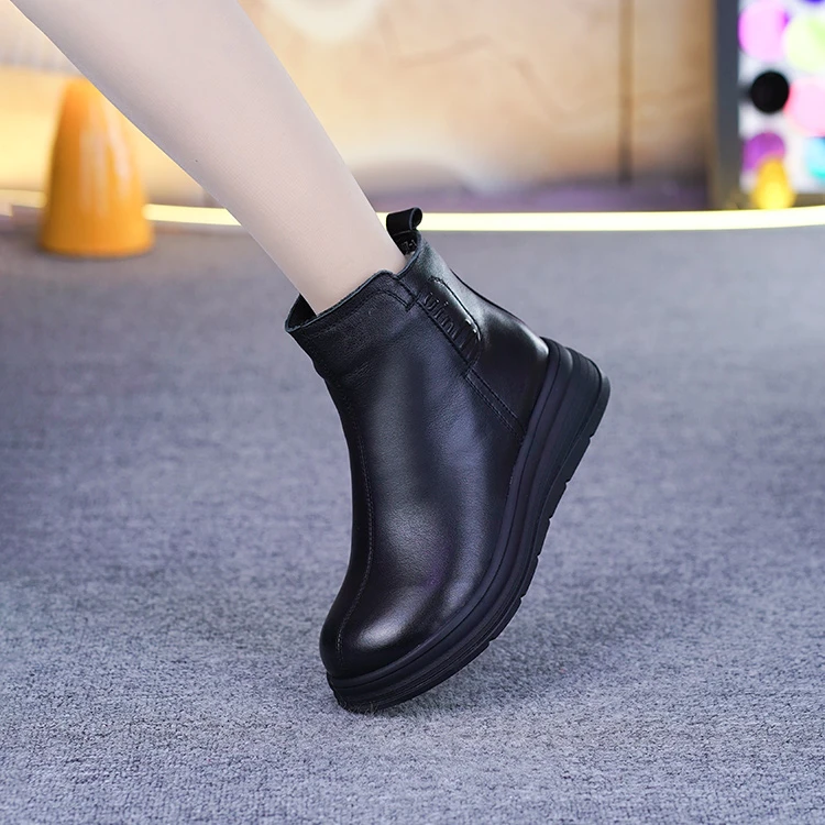 33607真皮羊毛厚底短靴女2025冬季新牛皮软底软面加绒加厚马丁靴