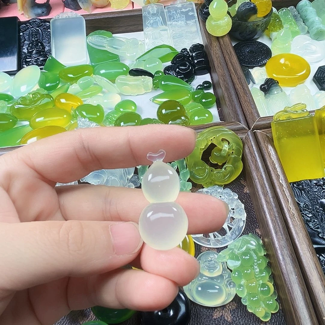 岫玉未镶嵌吊坠(不含链)