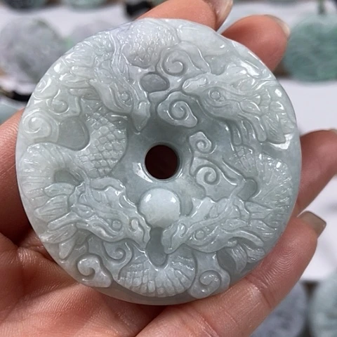 翡翠颈饰未镶嵌九龙扣两面工福利