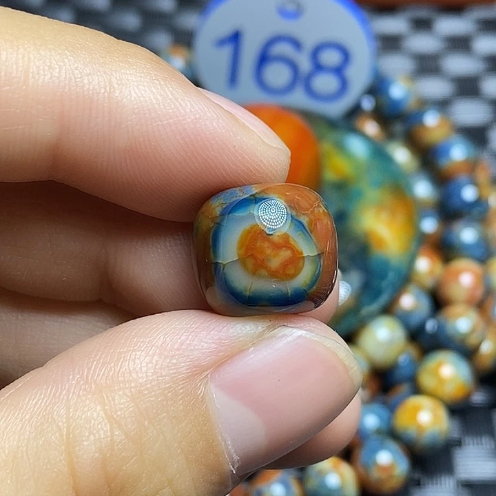 慎***语未镶嵌颈饰玛瑙/玉髓