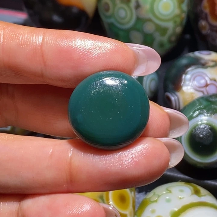 九***霄玛瑙/玉髓未镶嵌珠宝奇石