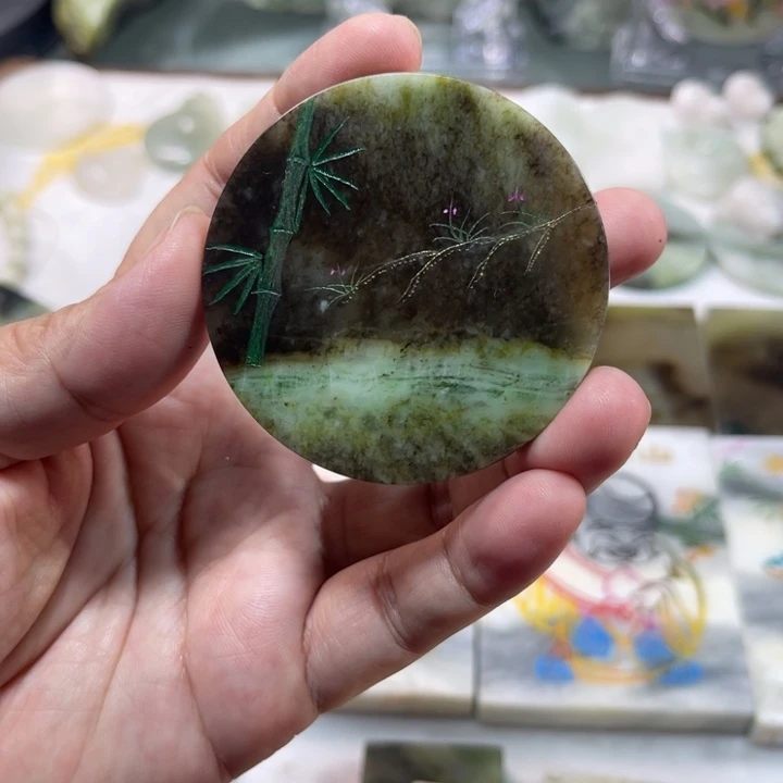 未镶嵌独山玉颈饰